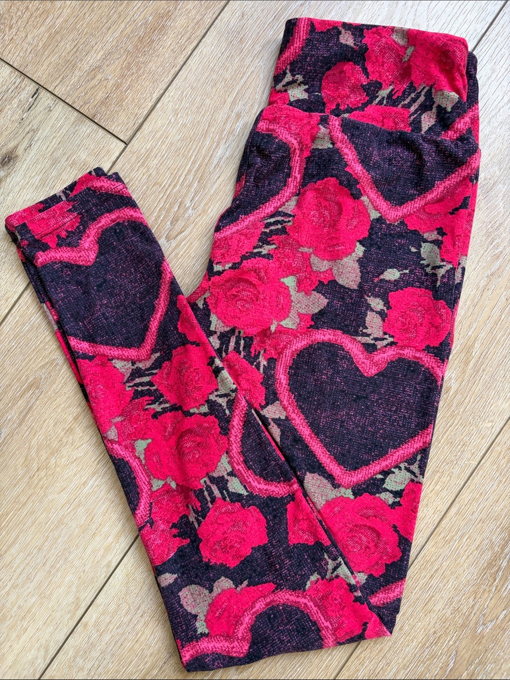 LuLaRoe Womens One Size Leggings Heart Roses Print Multicolor Love Valentine